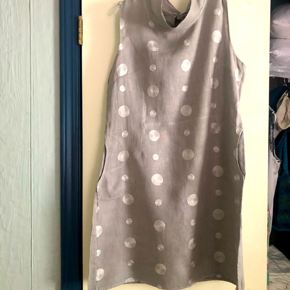 Sleeveless summer dress